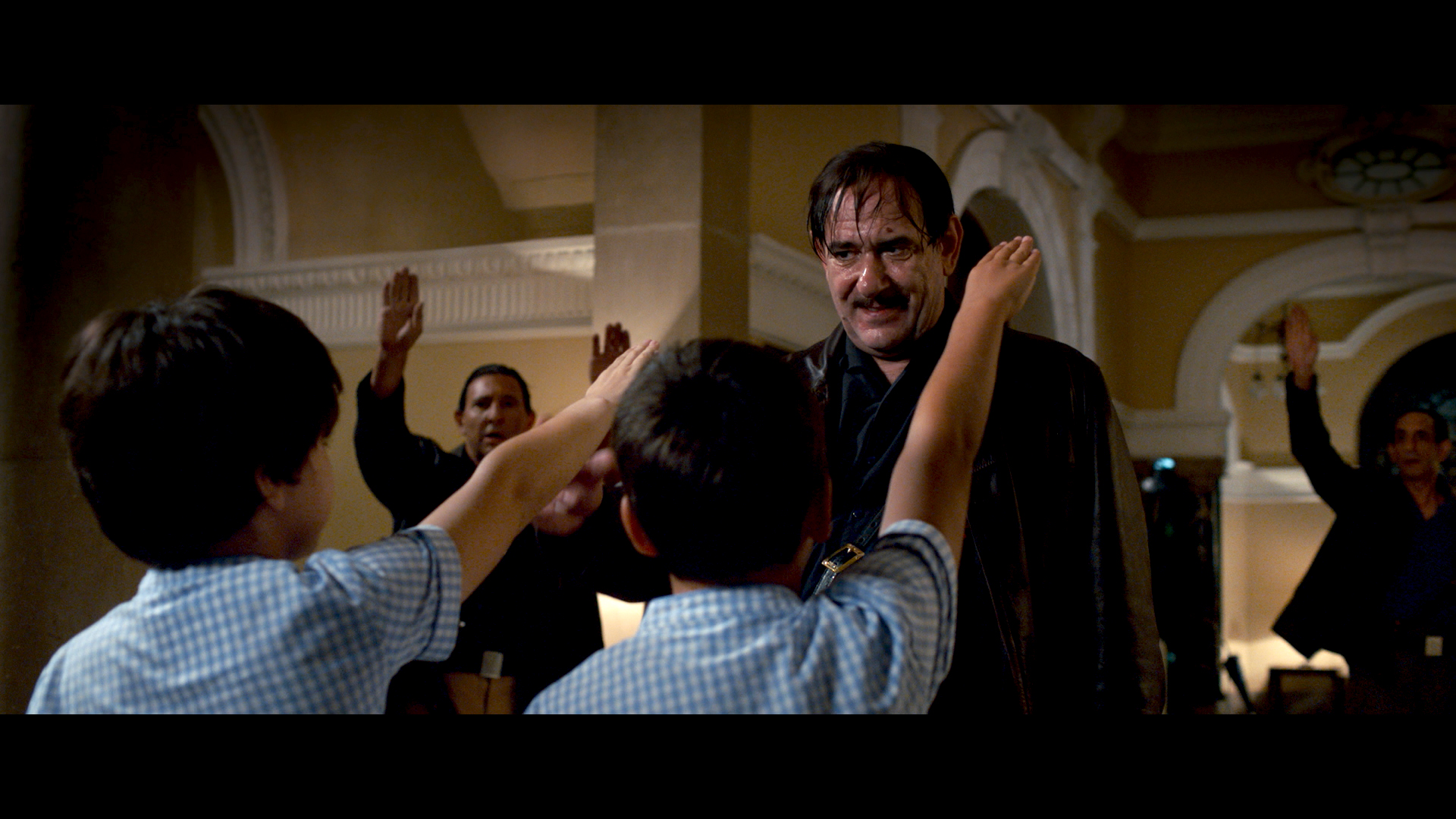 LaHigueraDeLosBastardos_Still-3-3